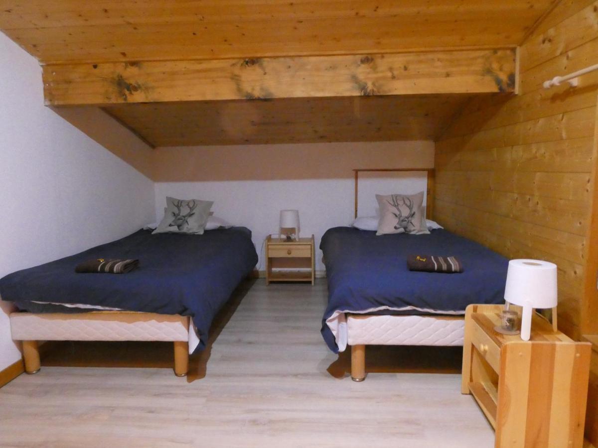 Central Hostel Châtel Esterno foto