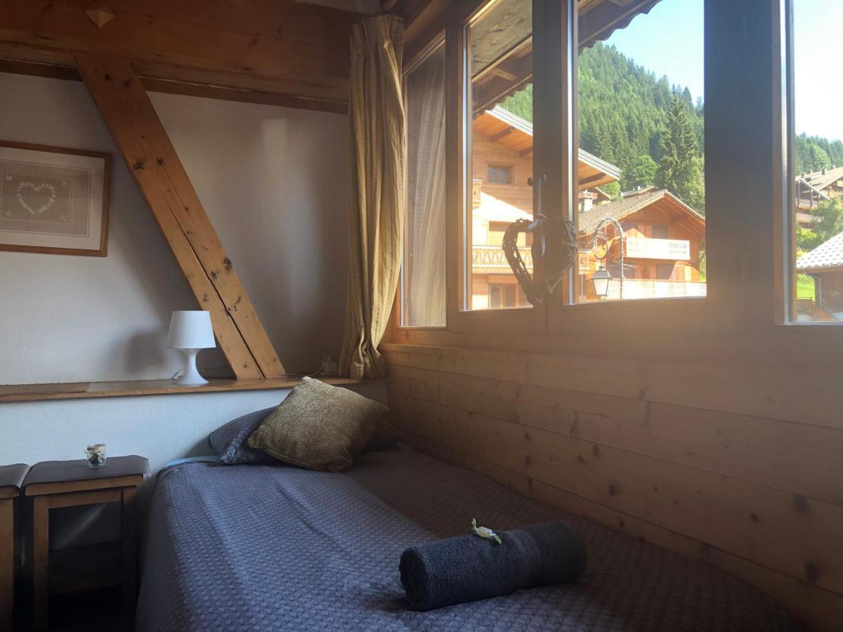 Central Hostel Châtel Esterno foto
