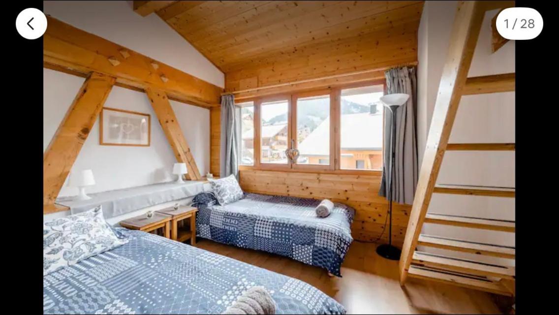 Central Hostel Châtel Esterno foto