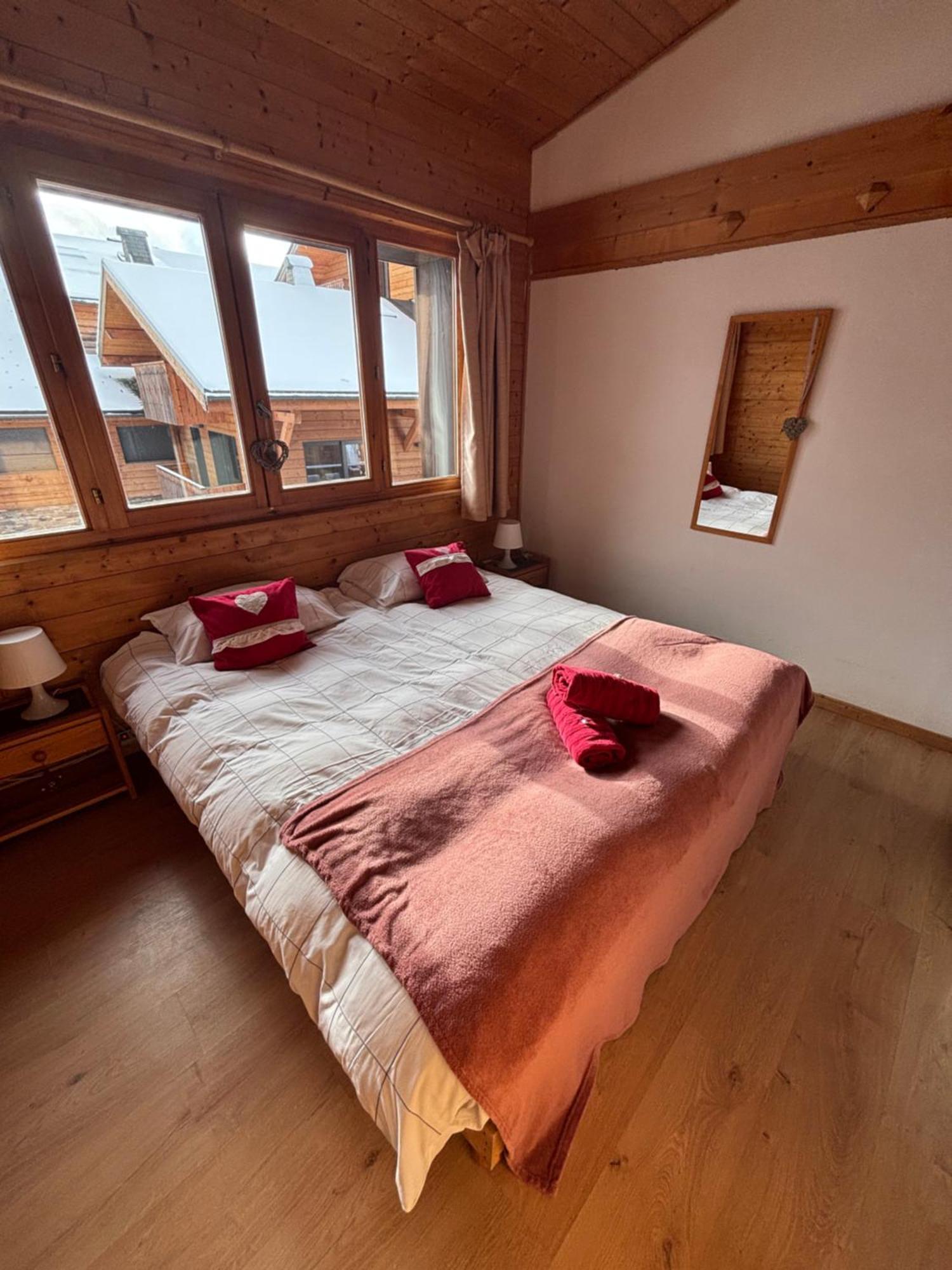 Central Hostel Châtel Esterno foto